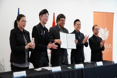 人才工作再添新舉 | 中馬“絲路學院”現代學徒制聯合培養班正式簽約！